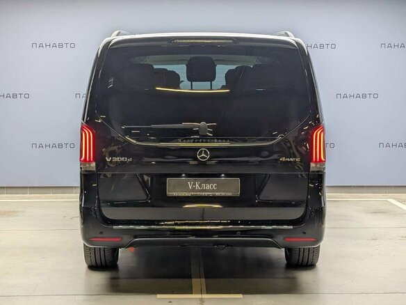 2026 Mercedes-Benz V-Класс Extra Long 300 d экстра длинный III (W447) Рестайлинг 2, чёрный, 15190000 рублей - вид 3