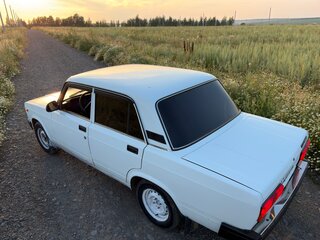 2009 Lada (ВАЗ) 2107, белый, 240000 рублей, вид 4