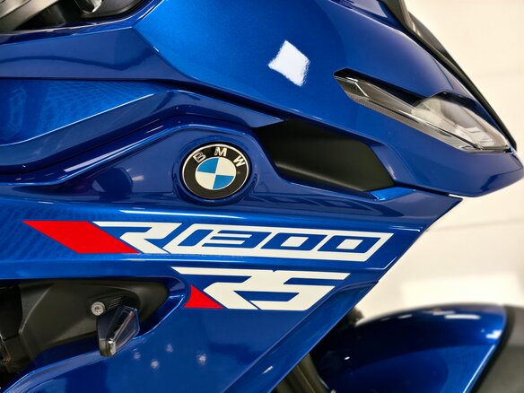 2025 BMW R 1300 RS, синий, 1990000 рублей - вид 30