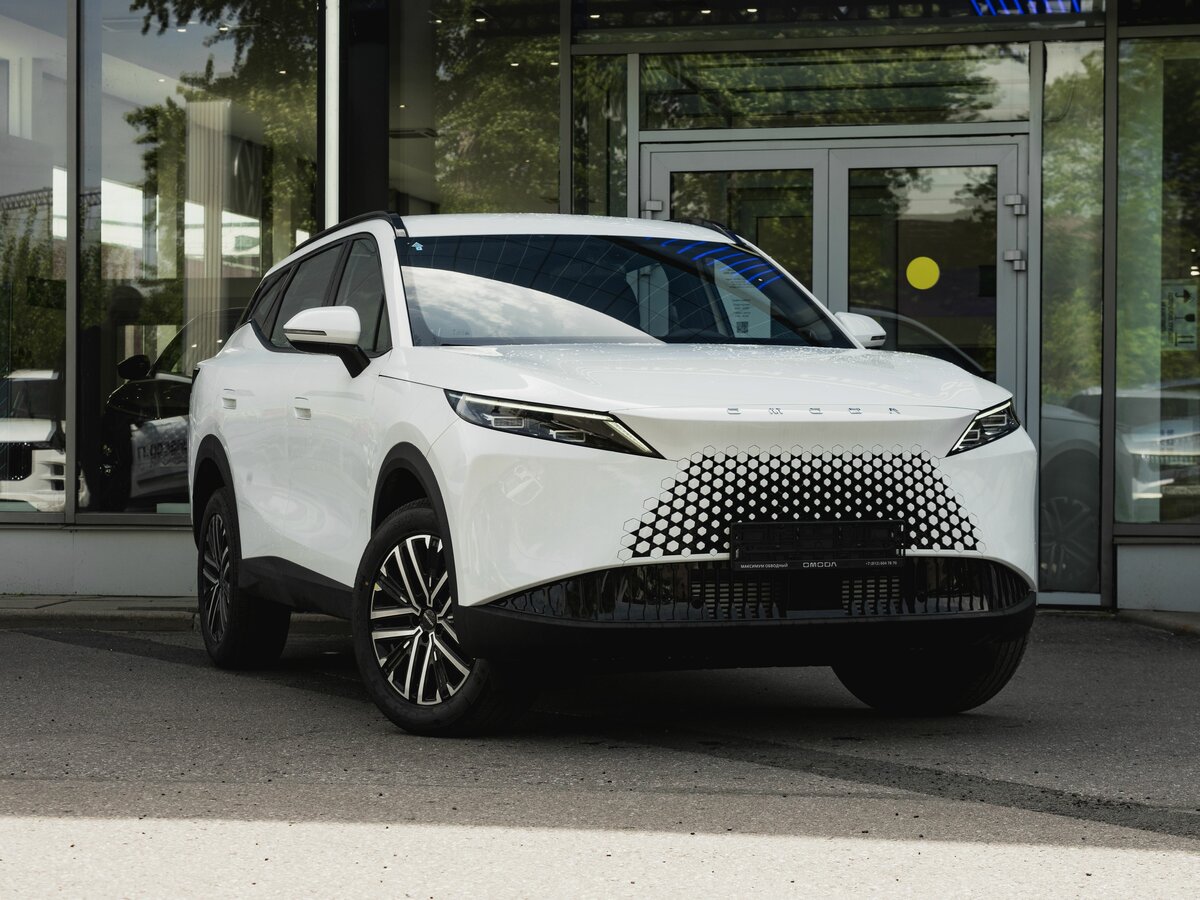 Открыть фотографии: Omoda C7