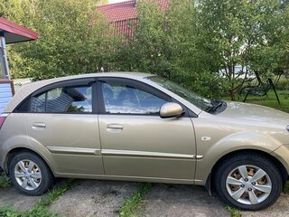 2010 Kia Rio II Рестайлинг, бежевый, 570000 рублей, вид 4