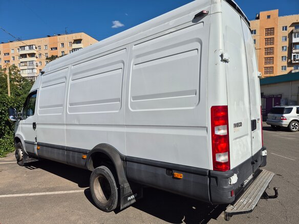 2007 Iveco Daily, белый, 1650000 рублей - вид 25