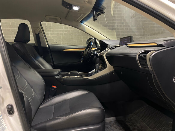 2018 Lexus NX 300 I Рестайлинг, белый - вид 9