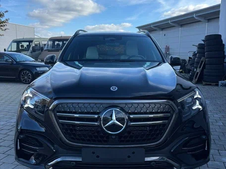 2026 Mercedes-Benz GLS 450 d II (X167) Рестайлинг 2, чёрный, 20690000 рублей, вид 3