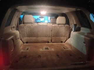 2005 Chevrolet Tahoe II, чёрный, 660000 рублей, вид 3
