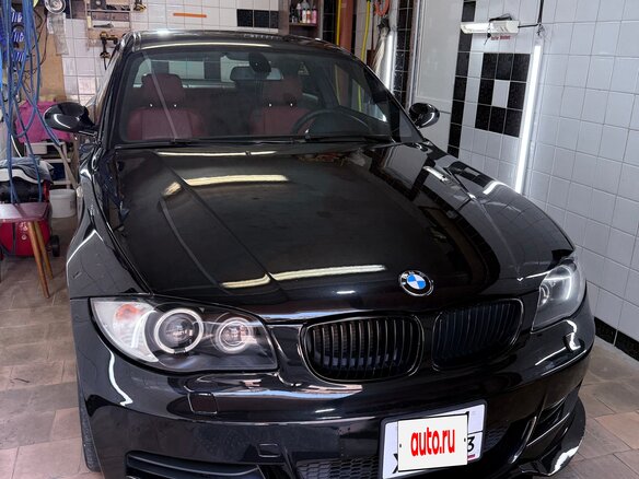 2008 BMW 1 серии 135i I (E81/E82/E87/E88) Рестайлинг, чёрный, 2000000 рублей - вид 4