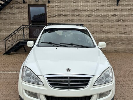 2010 SsangYong Kyron I Рестайлинг, белый, 798000 рублей, вид 2