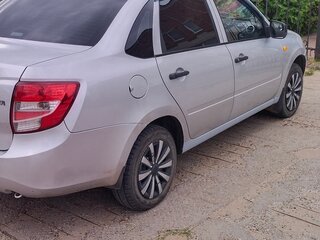 2014 Lada (ВАЗ) Granta I, серебристый, 310000 рублей, вид 3