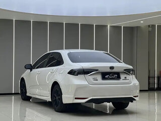 2022 Toyota Corolla XII (E210), белый, 1680000 рублей, вид 5