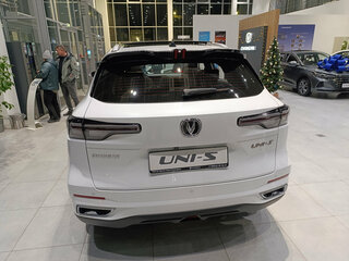 2025 Changan UNI-S I, белый, 3179900 рублей, вид 4