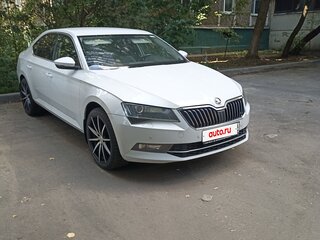 2016 Skoda Superb III, белый, 1325000 рублей, вид 2