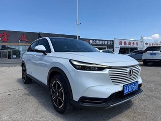 2023 Honda Vezel II, белый, 1650000 рублей, вид 3