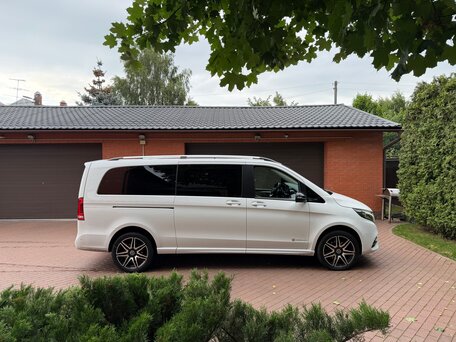 2021 Mercedes-Benz V-Класс Extra Long 300 d экстра длинный III (W447) Рестайлинг, белый, 7500000 рублей, вид 3