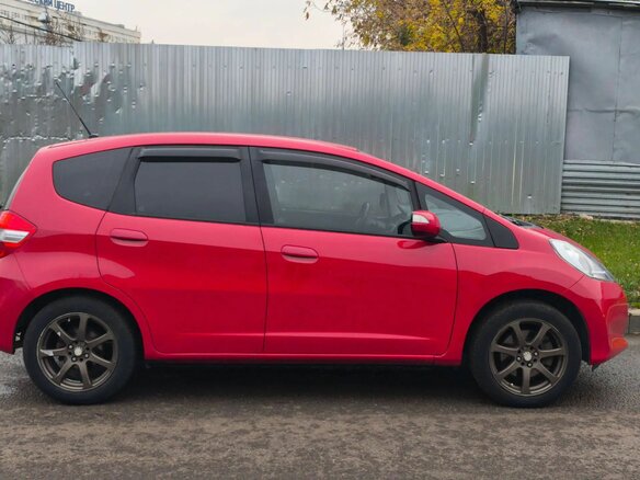 2012 Honda Jazz II Рестайлинг, красный, 790000 рублей - вид 1