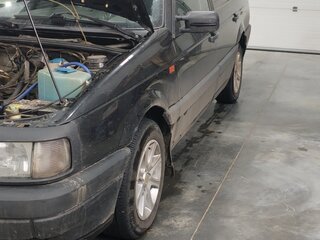 1992 Volkswagen Passat B3, чёрный, 184000 рублей, вид 1