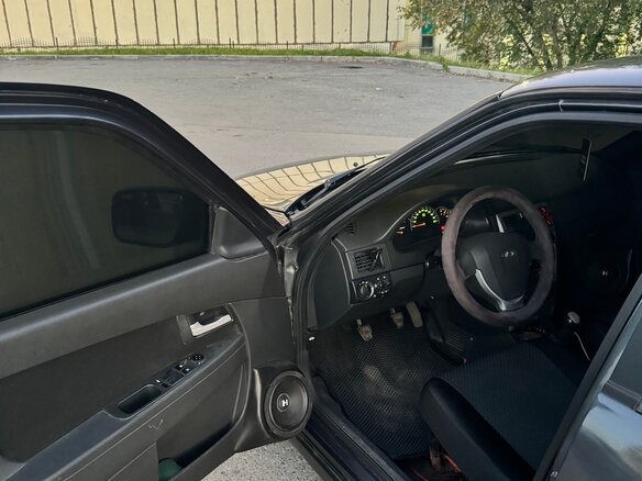 2013 Lada (ВАЗ) Priora I, серый, 330000 рублей - вид 5