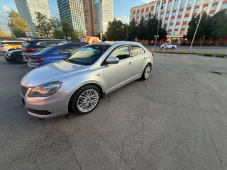 2011 Suzuki Kizashi, серебристый, 950000 рублей, вид 1