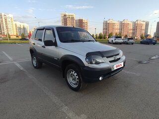 2009 Chevrolet Niva I, серебристый, 399000 рублей, вид 3