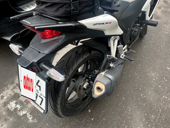 2013 Honda CBR 250R, белый, 220000 рублей - вид 3