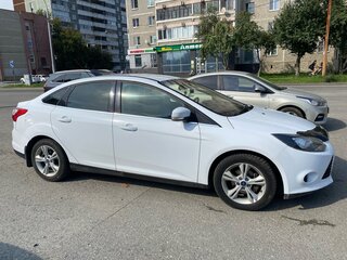 2012 Ford Focus III, белый, 620000 рублей, вид 4