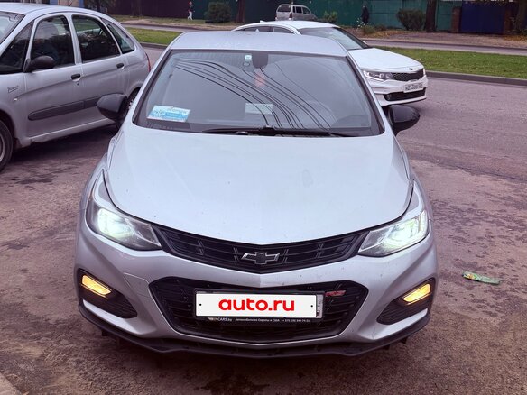 2018 Chevrolet Cruze II, серебристый, 1020000 рублей