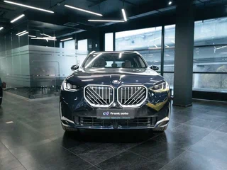 2025 BMW X3 Long 30L xDrive IV (G45/G48), чёрный, 8200000 рублей, вид 4