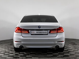 2017 BMW 5 серии 520d VII (G30/G31/G38), белый, 2299000 рублей, вид 5