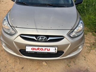 2011 Hyundai Solaris I, бежевый, 650000 рублей, вид 1