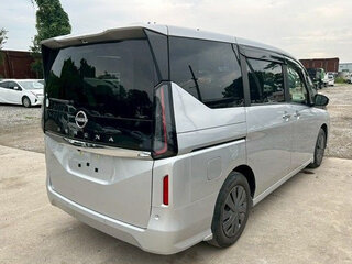 2023 Nissan Serena VI (C28), серебристый, 2350000 рублей, вид 2