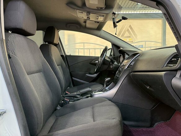 2014 Opel Astra J Рестайлинг, белый - вид 8
