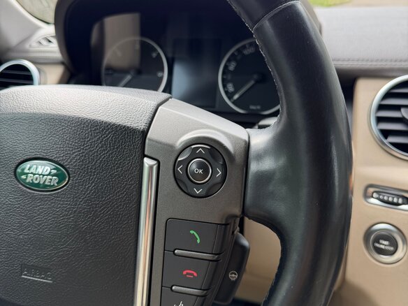 2010 Land Rover Discovery IV, чёрный - вид 22