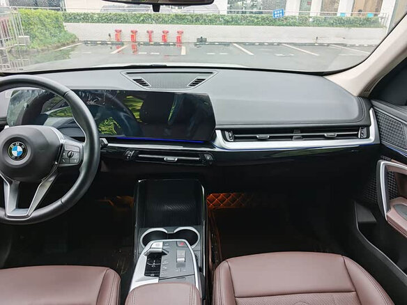 2024 BMW X1 Long 20Li sDrive III (U11/U12), белый, 2725600 рублей - вид 7