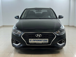 2017 Hyundai Solaris II, чёрный, 1180000 рублей, вид 2