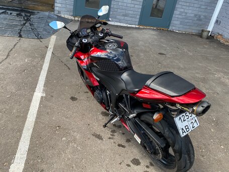 2007 Honda CBR 600RR, красный, 600000 рублей, вид 1