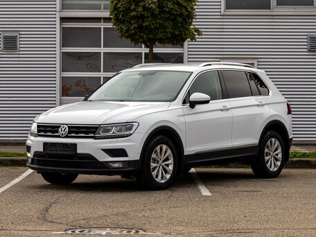 2017 Volkswagen Tiguan II, белый, 1995000 рублей, вид 1