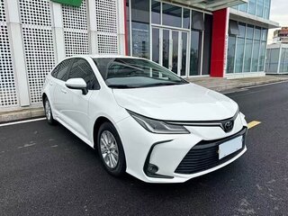 2023 Toyota Corolla XII (E210), белый, 1245000 рублей, вид 3