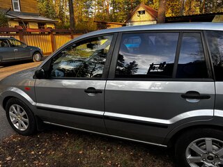 2005 Ford Fusion I Рестайлинг, серебристый, 350000 рублей, вид 2