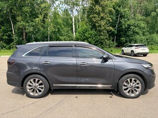2018 Kia Sorento III Prime Рестайлинг, серый, 2600000 рублей, вид 4