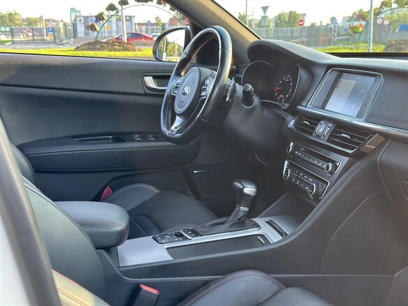 2017 Kia Optima IV, белый - вид 19