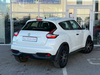 2015 Nissan Juke I Рестайлинг, белый, 1159000 рублей, вид 2