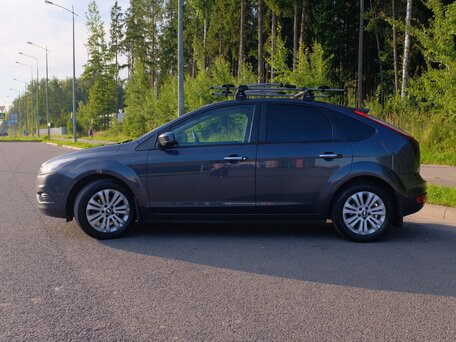 2010 Ford Focus II Рестайлинг, серый, 849000 рублей, вид 3