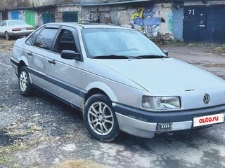 1989 Volkswagen Passat B3, серебристый, 170000 рублей, вид 1