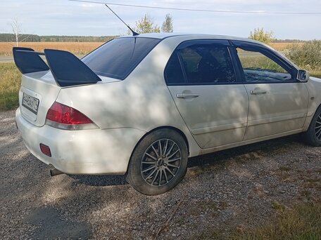 2005 Mitsubishi Lancer IX, белый, 370000 рублей, вид 3