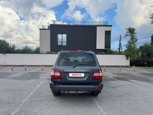 2006 Toyota Land Cruiser 100 Series Рестайлинг 2, серый, 1500000 рублей - вид 4