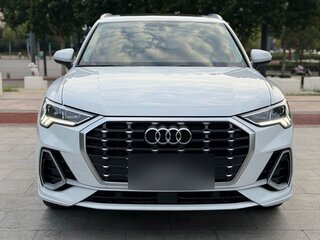 2020 Audi Q3 35 TFSI II (F3), белый, 1720000 рублей, вид 2