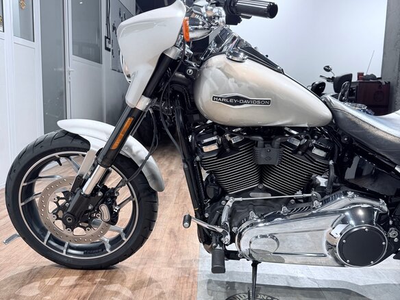2018 Harley-Davidson Sport Glide, бежевый, 1499000 рублей - вид 8