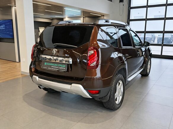 2015 Renault Duster I Рестайлинг, коричневый, 1049000 рублей - вид 4