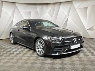 2021 Mercedes-Benz E-Класс 200 V (W213, S213, C238) Рестайлинг, чёрный, 5150000 рублей, вид 3