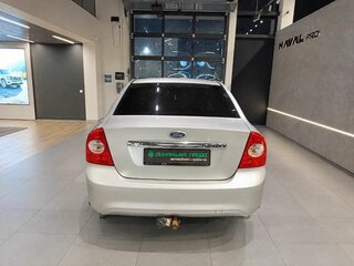 2009 Ford Focus II Рестайлинг, серебристый, 499000 рублей, вид 5