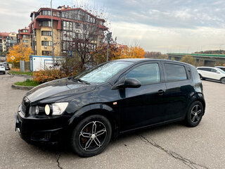 2014 Chevrolet Aveo II, чёрный, 750000 рублей, вид 5